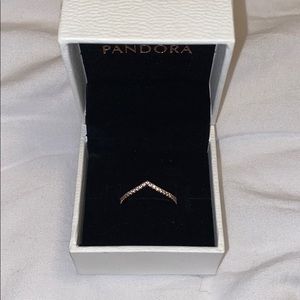 Pandora Sparkling Wishbone Ring (Rose gold)